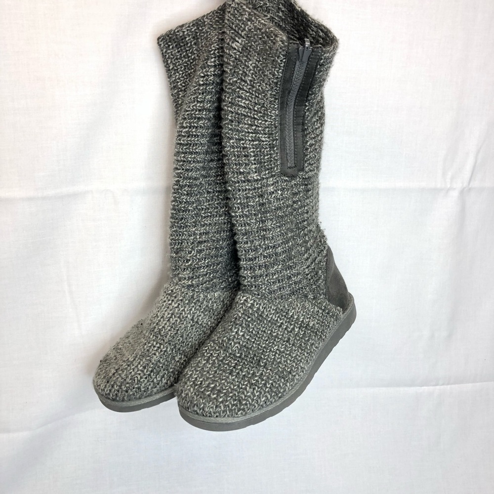 So Women’s Fold Over Sweater Boots Size 6 Gray